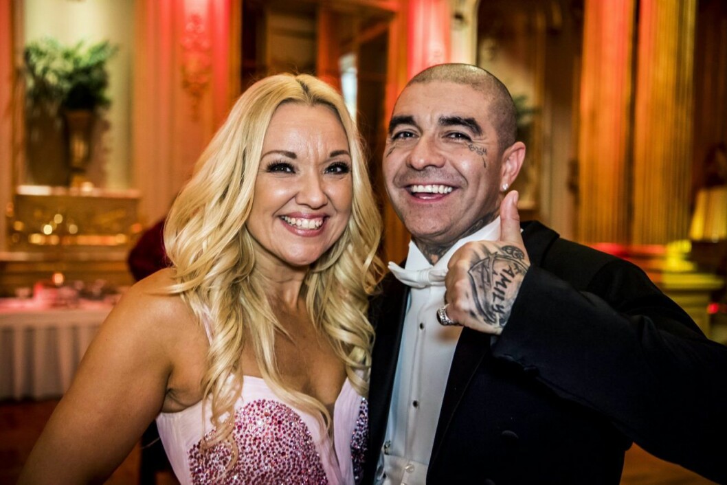 Malin Watson, dansare och Leo Méndez “Mendez”, sångare.