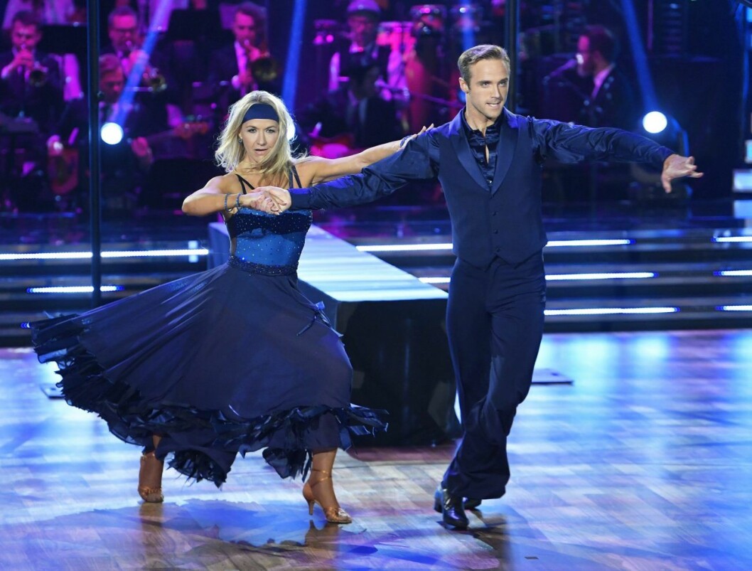 Kristin Kaspersen och Calle Sterner har varit favorittippade från start. Kristin Kaspersen och Calle Sterner dansar i Let's dance