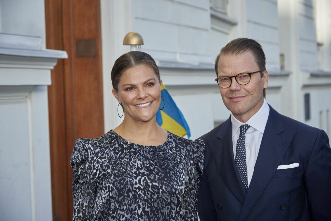Victoria och Daniel var sju minuter försenade när de anlände till måndagskvällens mingel.