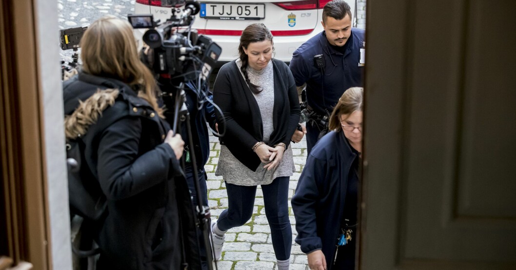 Johanna Möller får ibland träffa barnen på anstalten: ”Det är skitjobbigt att veta att de ska komma”, har hon tidigare sagt till Expressen. Johanna Möller