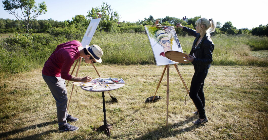 Darin och Maja målade av varandra under inspelningarna av Så mycket bättre 2012. Programmet spelas in på Gotland. DARIN ZANYAR, MAJA IVARSSON