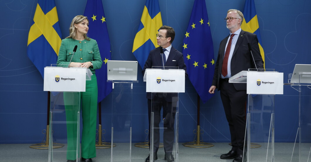 Ebba Busch, Ulf Kristersson, Johan Pehrson under fredagens pressträff. Ebba Busch, Ulf Kristersson, Johan Pehrson.