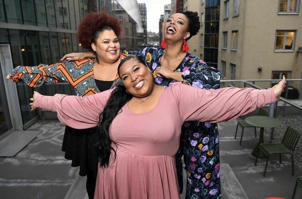 The mamas med Loulou Lamotte, Ashley Haynes och Dinah Yonas Manna sjunger i lördagens deltävling av Melodifestivalen. The mamas med Loulou Lamotte, Ashley Haynes och Dinah Yonas Manna sjunger i lördagens deltävling av Melodifestivalen.