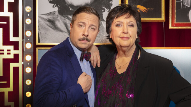 David Sundin och Babben Larsson har gjort succé i Bäst i test. Våren 2023 är det dags för säsong sju! Foto: Ulrika Malm/SVT David Sundin och Babben Larsson