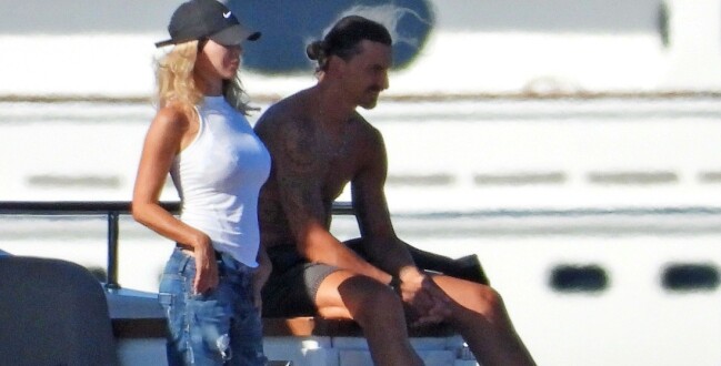 Sist paret syntes öppet tillsammans var under en härlig solsemester på en lyxyacht. Zlatan genomförde sin rehab i Italien och lät yachten ligga utanför Sardinien. Sist paret syntes öppet tillsammans var under en härlig solsemester på en lyxyacht. Zlatan genomförde sin rehab i Italien och lät yachten ligga utanför Sardinien.