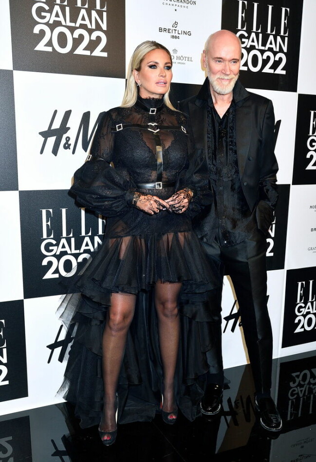 Carolina Gynning och Lars Wallin på ELLE-galan 2022. Foto: TT Carolina Gynning och Lars Wallin