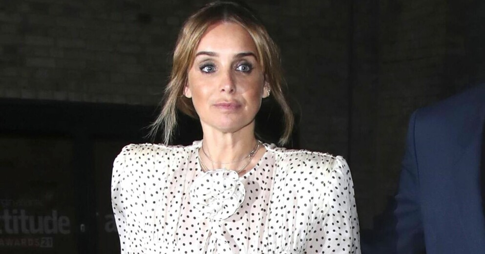 Louise Redknapp har tidigare ångrat sin och Jamie Redknapps skilsmässa. Hon tycker inte nya bröllopet är superkul. Louise Redknapp