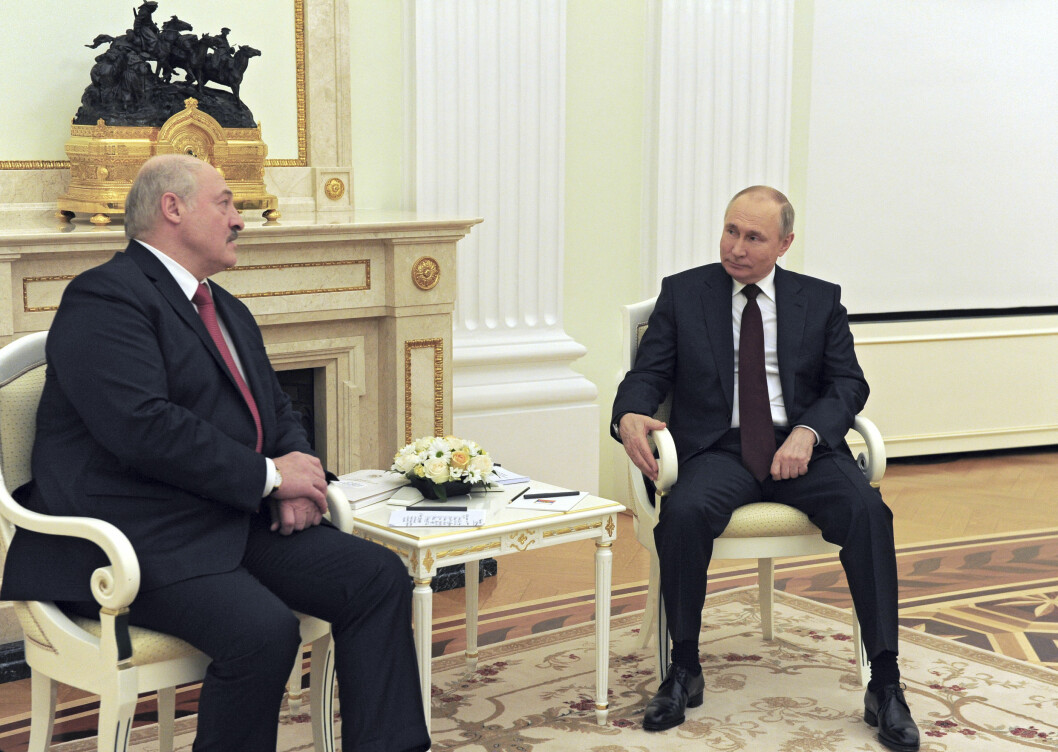 Aljaksandr Lukasjenka tillsammans med Rysslands president Vladimir Putin.