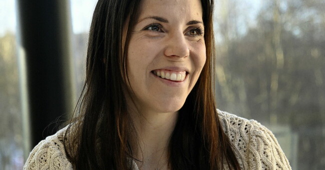 Charlotte Kalla i sin nya miljö, på Mittuniversitetet i Sundsvall, där hon studerar beteendevetenskap. Charlotte Kalla i sin nya miljö, på Mittuniversitetet i Sundsvall, där hon studerar beteendevetenskap.