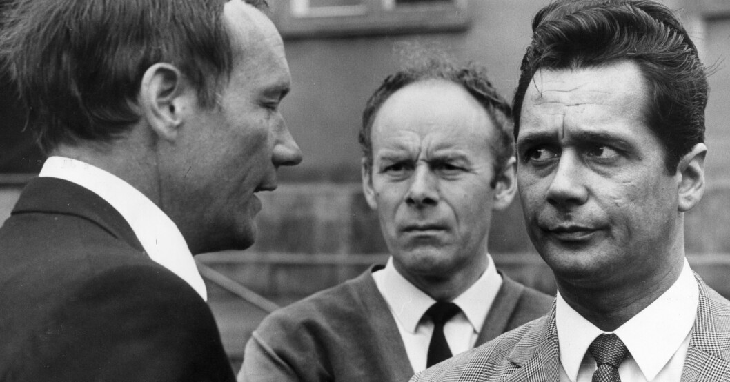 Advokat Hening Sjöström till vänster med den mördaren Hans Marmbo till höger. Hans Marmbo.
