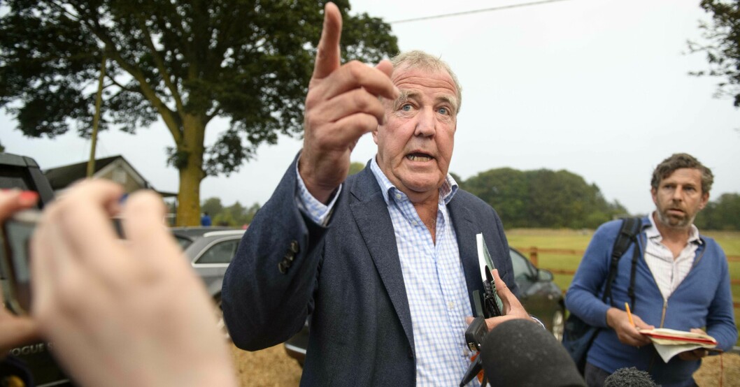 Jeremy Clarkson får hård kritik efter en krönika i The Sunday Times som handlar om Greta Thunberg. Han skriver bland annat att hon förtjänar en ”smisk på rumpan”. Jeremy Clarkson