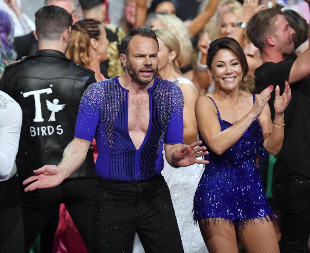 David Hellenius har själva svängt sina lurviga i Let´s Dance – här i finalen 2019. David Hellenius har själva svängt sina lurviga i Let´s Dance – här i finalen 2019.