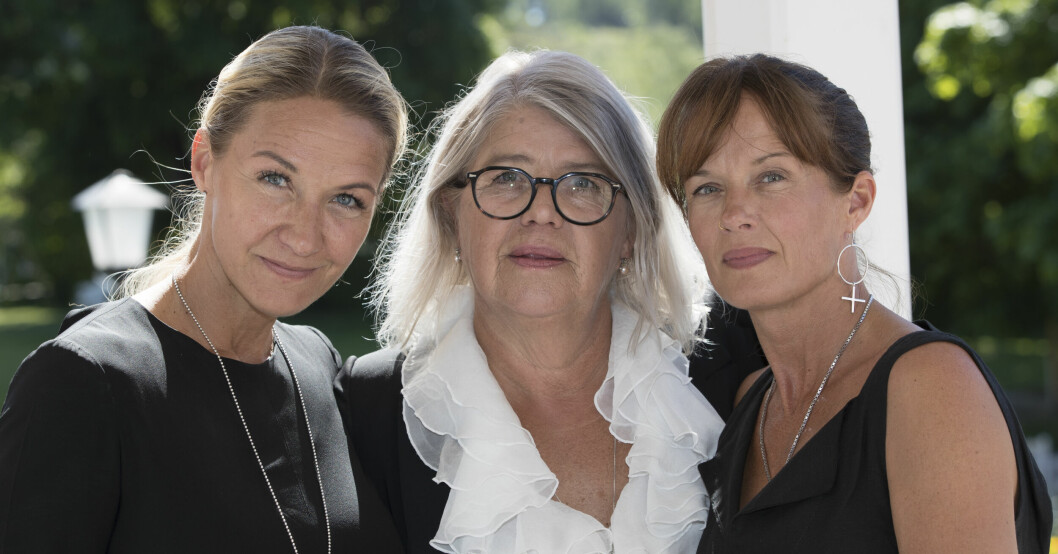 Kristin Kaspersen, Monica Svensson, Malin Berghagen på Barbro "Lill-Babs" Svenssons begravning. Kristin Kaspersen Monica Svensson Malin Berghagen