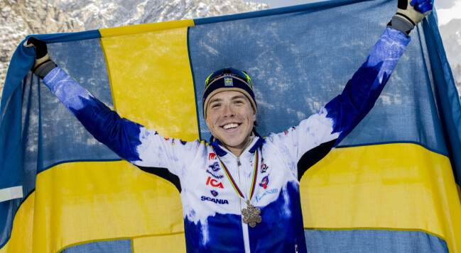 William Poromaa tog ett brons i herrarnas femmil. William Poromaa tog ett brons i herrarnas femmil.