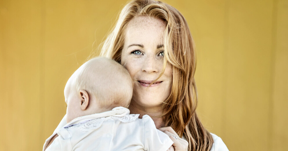 Annie Lööf med dottern Saga. I en tidigare intervju med DN har hon berättat om förlossningen som nästan krävde sitt och dotterns liv. Annie Lööf och dottern Saga
