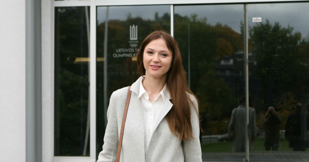 Aljaksandra Herasimenia efter ett möte i Vilnius 2020, då Sports Solidarity Fund lanserades. Aljaksandra Herasimenia efter ett möte i Vilnius 2020, då Sports Solidarity Fund lanserades.