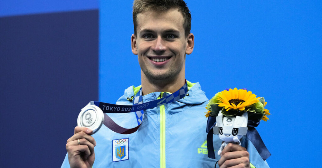 Simmaren Mychailo Romantjuk tog silver på 1|500 meter fritt i OS i Tokyo. Nu erbjuds Romantjuk, som redan tränar i Tyskland, och hans ukrainska idrottskompisar att använda tyska idrottsanläggningar inför OS i Paris. Tyskland erbjuder Ukraina OS-uppladdning