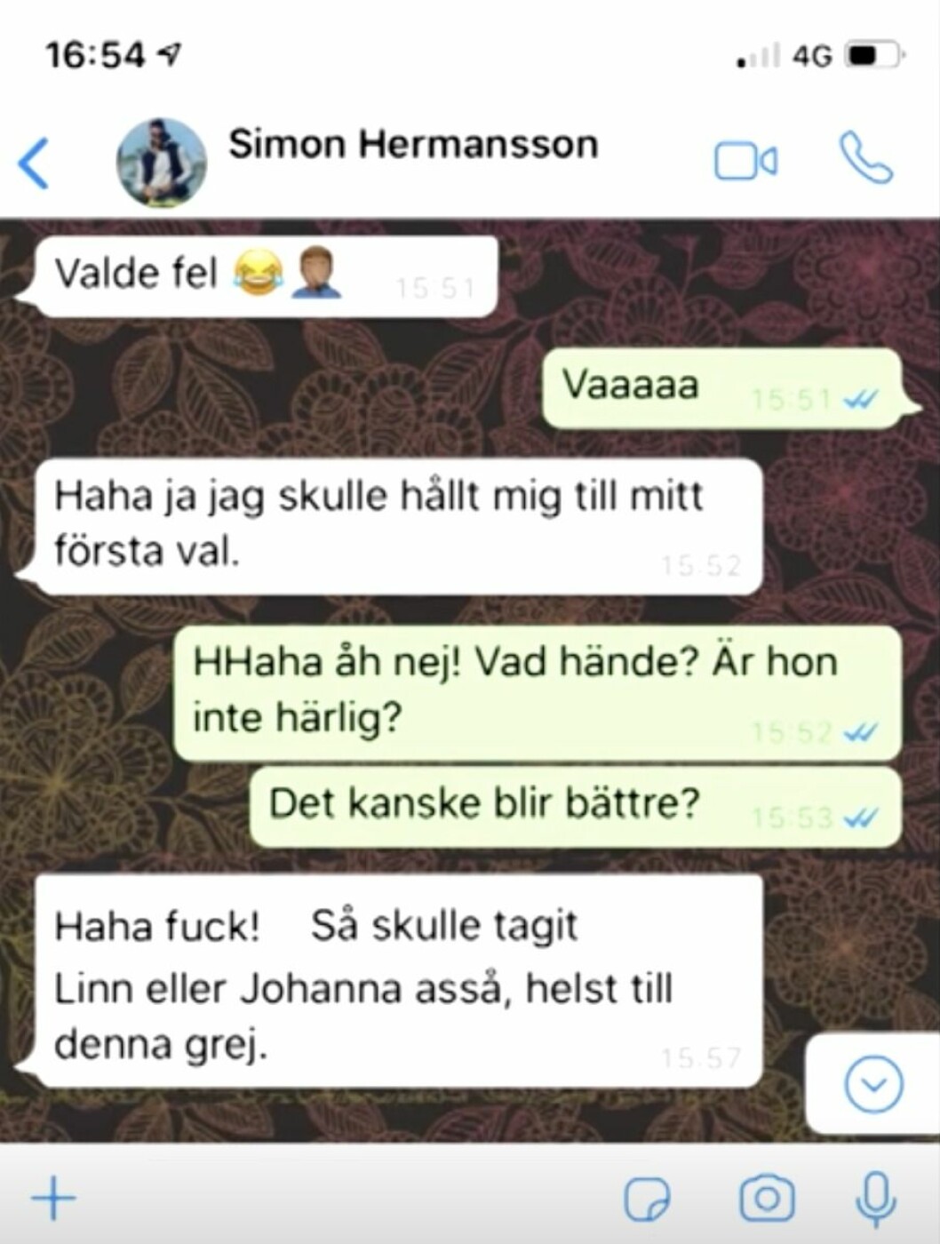 Här är sms-konversation mellan Simon Hermansson och TV4. Simon Hermansson i Bachelor sms