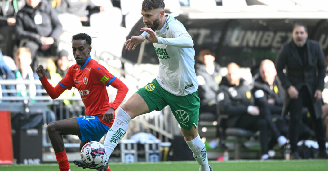 Simon Sandberg, som de senaste åren spelat för Hammarby, återvänder till Häcken. Här i duell med Helsingborgs Taha Ali. Arkivbild. Sandberg tillbaka i Häcken