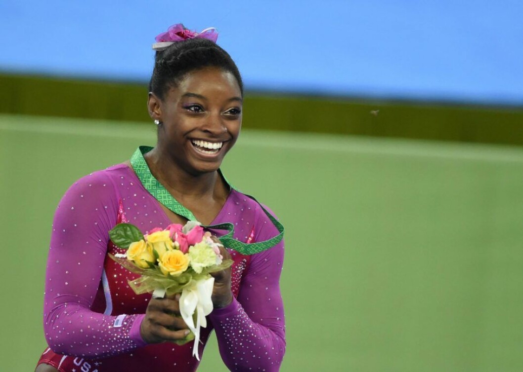 Simone Biles är kär! Simone Biles är kär!