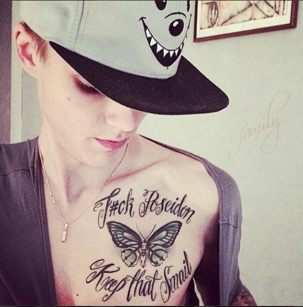 Ervin med tatueringen tillägnad hans hjälte Smail. Foto: <a href="http://instagram.com/ervinveisz">Instagram</a> Skärmavbild 2014-10-27 kl. 14.11.28