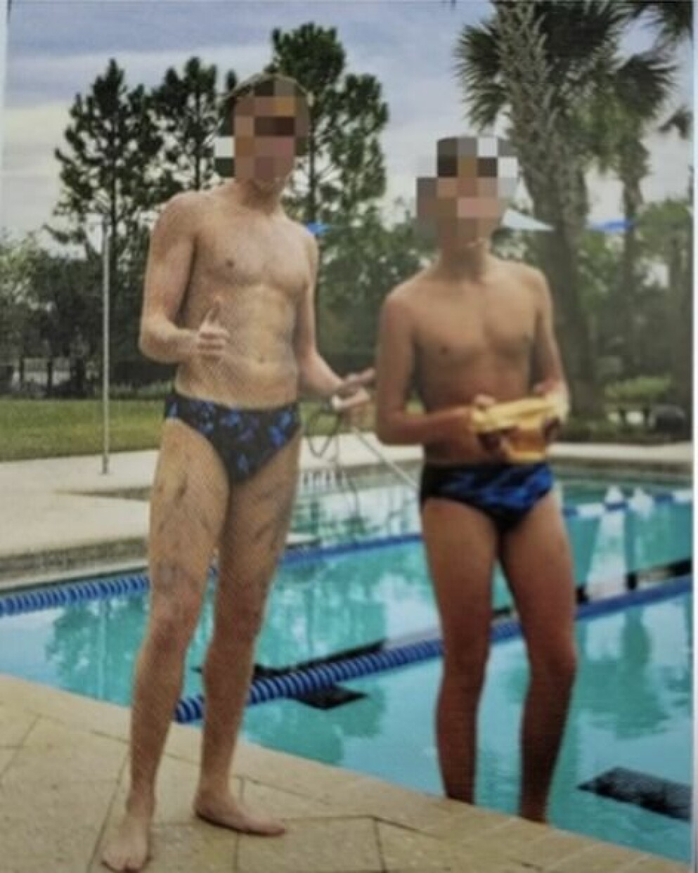 Elever upplever att olika regler gäller för pojkar och flickor på Bartram Trail i Florida. Simlagsfoto