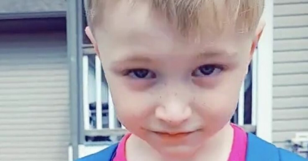 JJ, 6, fick fira sitt sexårskalas själv. JJ