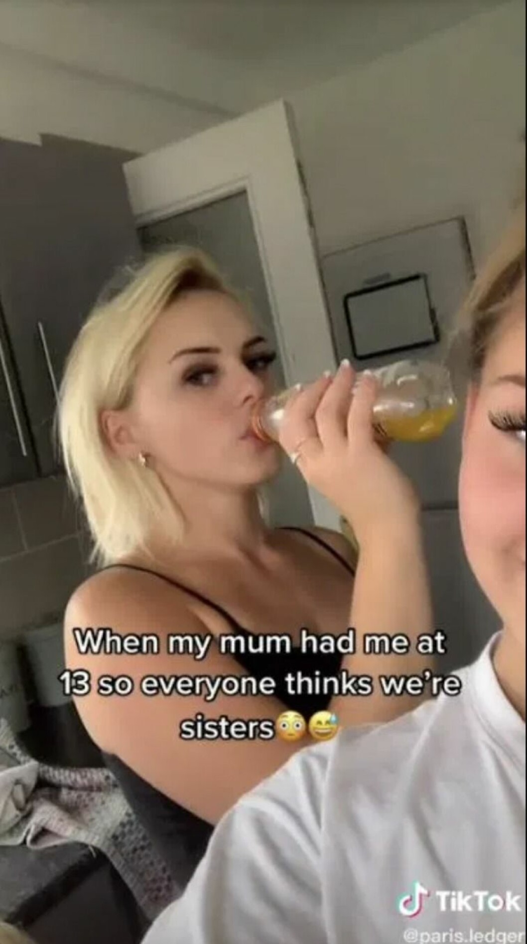Paris Ledgers mamma. Hon fick sin dotter när hon var 13 år gammal.