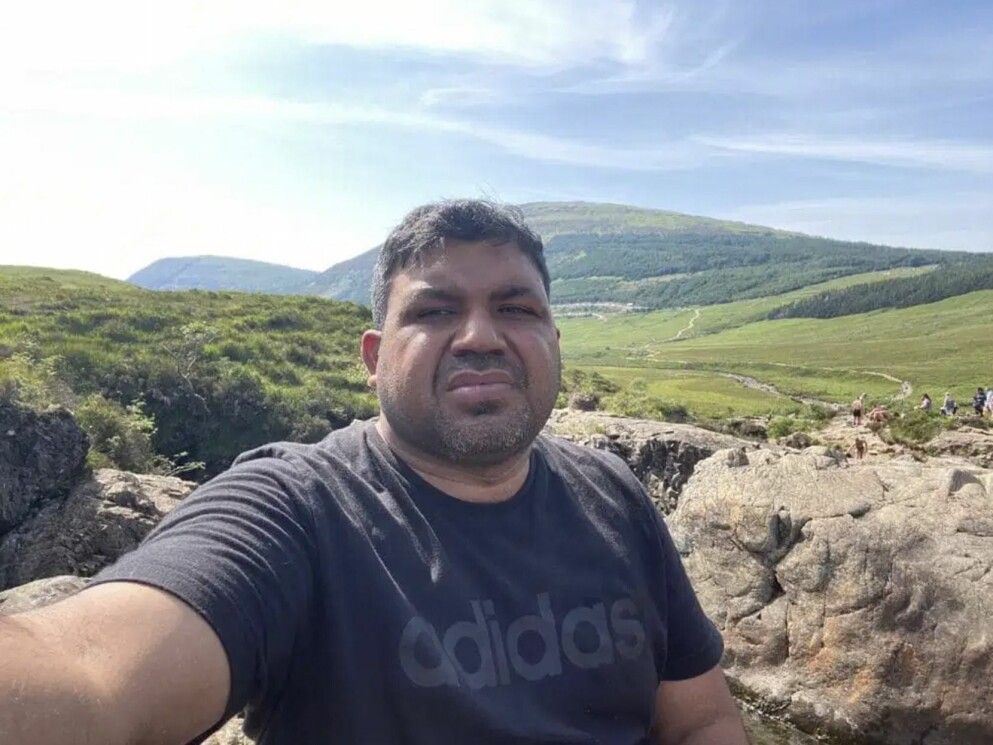 Waris Ali. Maken och pappa till Edina Olahova, 29, samt sonen Rana Haris Ali, 9 år.