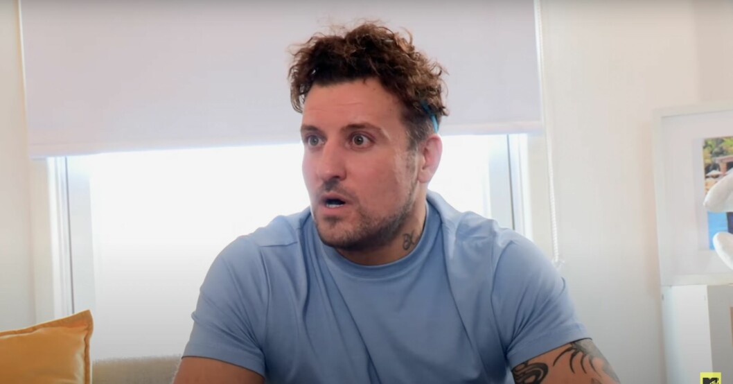 Mario blev chockad när han upptäckte att ”Hannah” som han skrivit med i åtta månader var rumskamraten Courtney. Mario