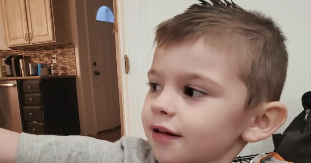 Kache Wallis blev fyra år gammal. Efter hans död har familjen startat en insamling på Gofundme för att få hjälp med begravningskostnaderna. Kache Wallis