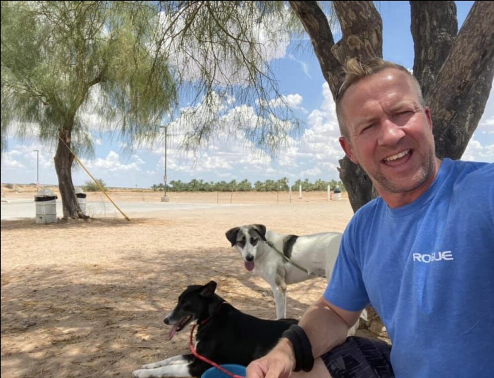 <span class=" italic" data-lab-italic_desktop="italic">Foto: Pen Farthing. Foto: Nowzad/privat</span>