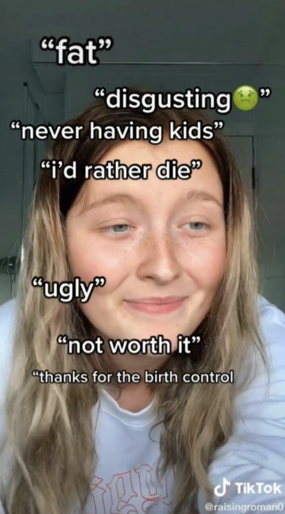 Shannon säger att hon blir både kallad "ful” och ”äcklig”. De flesta kommentarer är dock positiva och flera tackar Shannon för att hon vågar visa en annan bild på sociala medier. Shannon