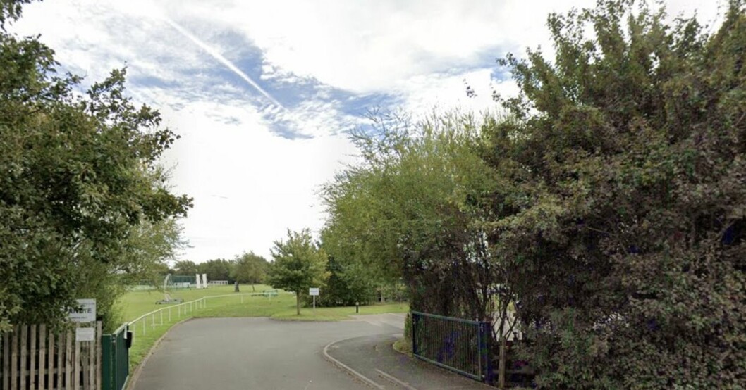 Matchen mellan West Bridgford Colts och Boston United spelades på Regatta Way Sports Ground i Gamston, Nottinghamshire. Regatta Way Sports Ground