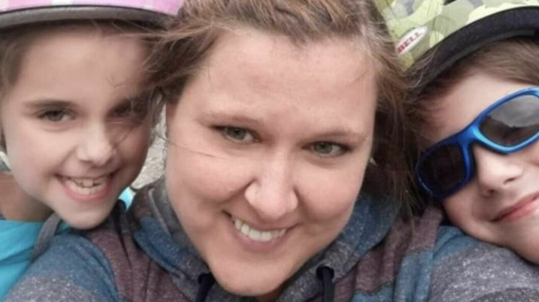 Natalie Rise, 46, dog efter ha vägrat att vaccinera sig. Hon lämnar sina två tioåriga barn efter sig.