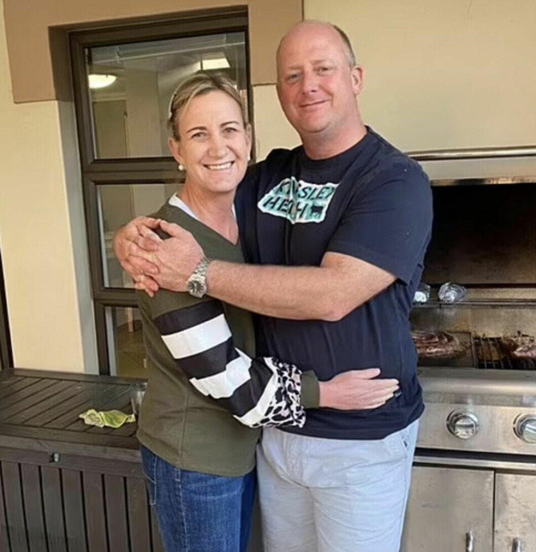 Graham och Lauren Dickason hade haft svårt att få barn. Men när tillslut lyckades få sina tre döttrar var de överlyckliga. ”De var verkligen kärleksfulla”, berättar en granne till brittiska medier.