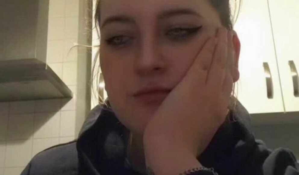 I början av förhållandet var pojkvännen fantastisk, berättar Alyssa Mae. ”I början av vårat förhållande var han otrolig. Han var romantisk och vi kunde knappt vara ifrån varandra”.