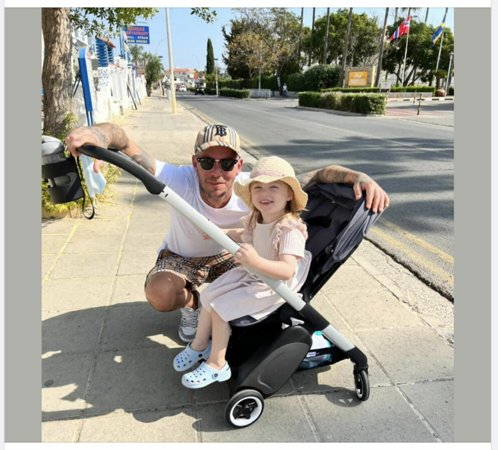 Lunabelle tillsammans med sin pappa Joakim Lundell. Joakim Lundell med sin dottern Lunabelle