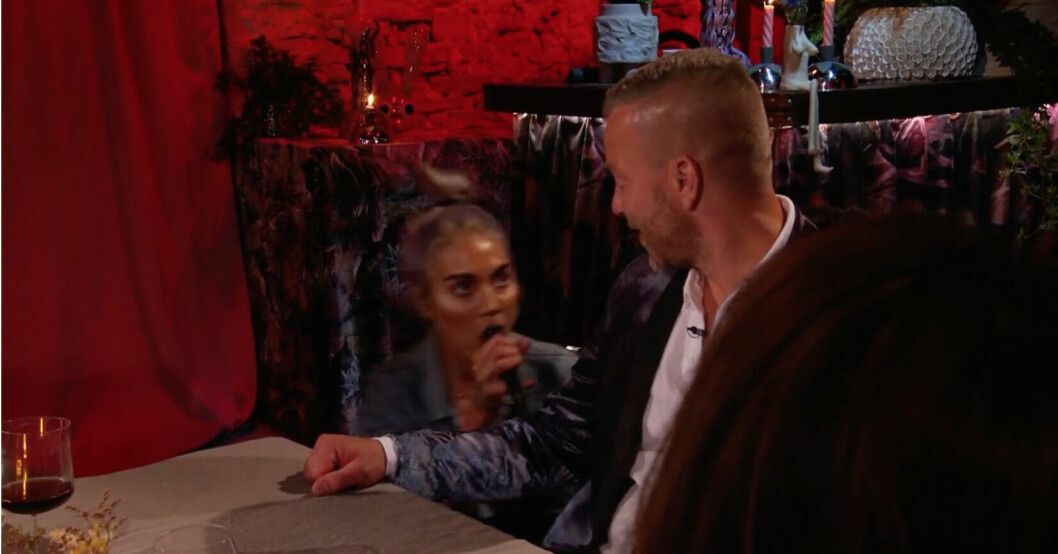 Maxida gick fram till Casper när hon sjöng låten. MAXIDA MÄRÄK, CASPER JANEBRINK