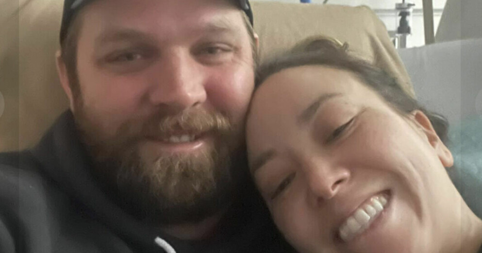 Zach Carver har hela tiden funnits vid sin frus sida. ”Hon lyser verkligen upp ett rum”, säger han. Zach Carver och Autumn Carver