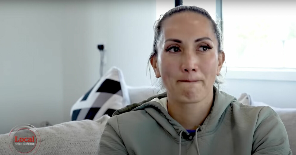 Dianne Akurangi fick veta att tre artärer blockerade hennes hjärta två månader innan giftermålet med maken Reweti Akurangi. Dianne Akurangi