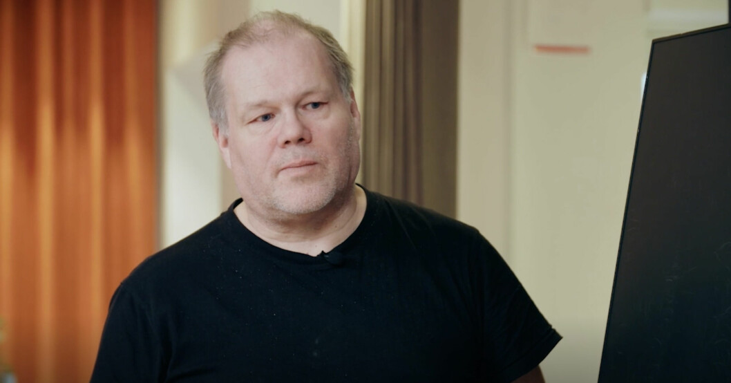 Magnus från Norrköping bor i ett hus utan el. Han har fem barn men bor ensam i sin villa och är orolig att den dåliga ekonomin ska göra att barnen växer upp utan någon pappa. Magnus från Norrköping