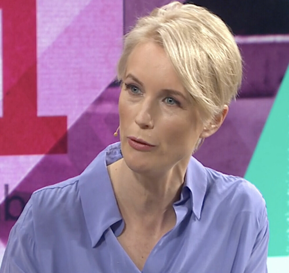 Jenny Strömstedt är en erfaren moderator och debattledare på kanalen. Jenny Strömstedt