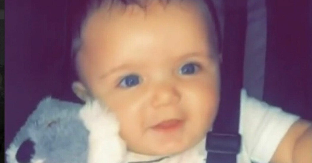 Elijah, 2, skadades svårt i branden. Elijah