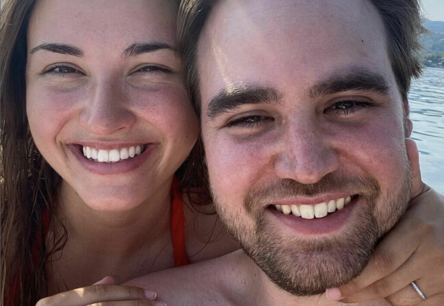 Gustaf Reinfeldt med fästmön Ulla Lovcalic under förlovningsresan till Kroatien. Gustaf Reinfeldt med fästmön Ulla Lovcalic under förlovningsresan till Kroatien.