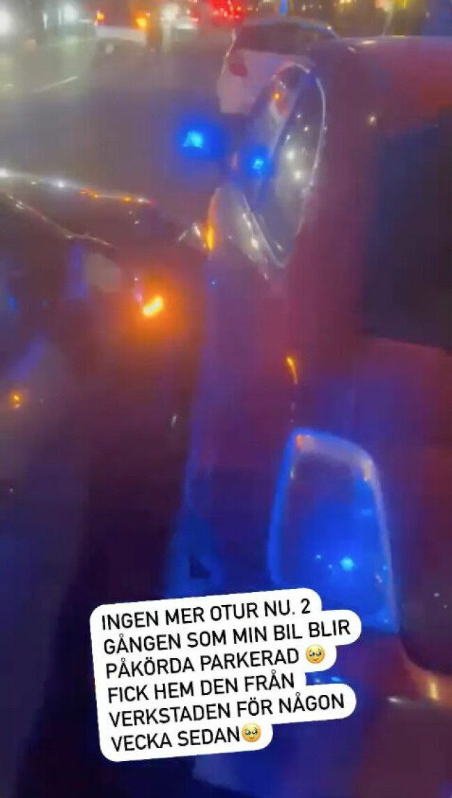 Bilen som har krockat med Magdalenas bil. Bild på krocken.