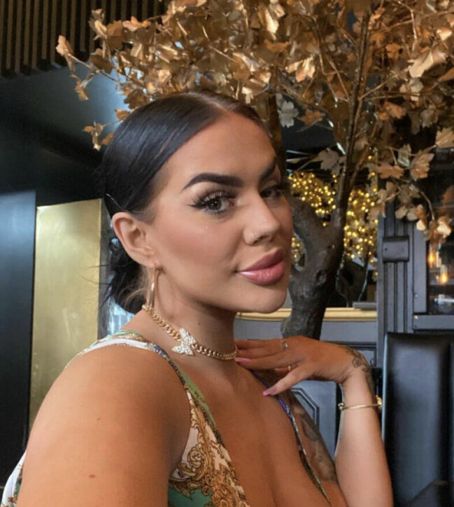 Rachel Mee, 25, var mest känd under artistnamnet Rachel Kaitlyn med över 40 000 följare på Instagram.