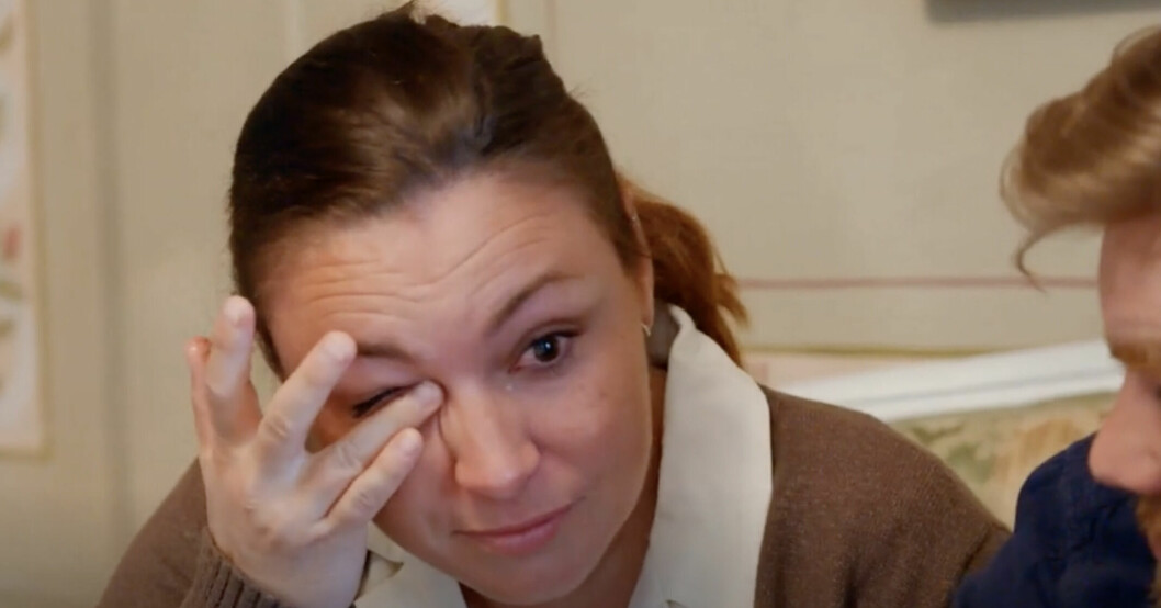 Evelina blir tagen av Backis ord i programmet. Evelina blir tagen av Backis ord i programmet.