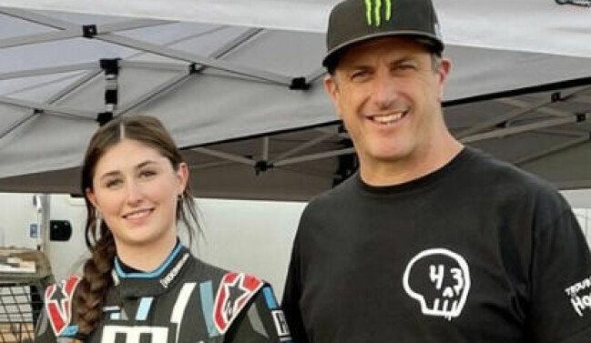 Ken Block och 16-åriga dottern Lia. Ken Block och 16-åriga dottern Lia.