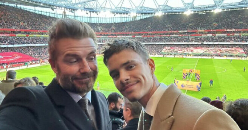 David Beckham och hans mellanson Romeo var på Premier League-mötet mellan Arsenal och Manchester United. David Beckham och hans mellanson Romeo var på Premier League-mötet mellan Arsenal och Manchester United.